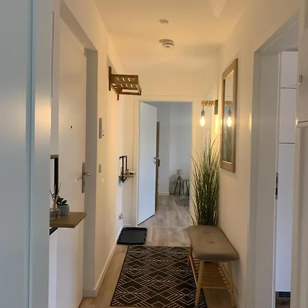 Διαμέρισμα Modernes 2-raum-apartment In Bitterfeld Naehe Goitzschesee *